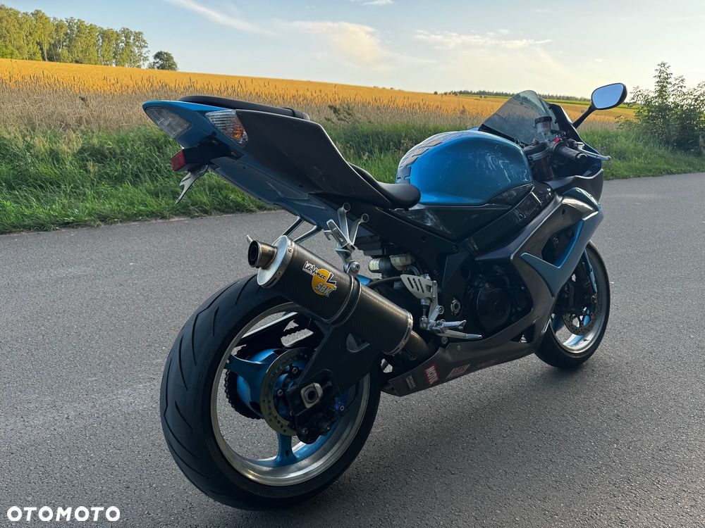 Suzuki GSX-R - 2