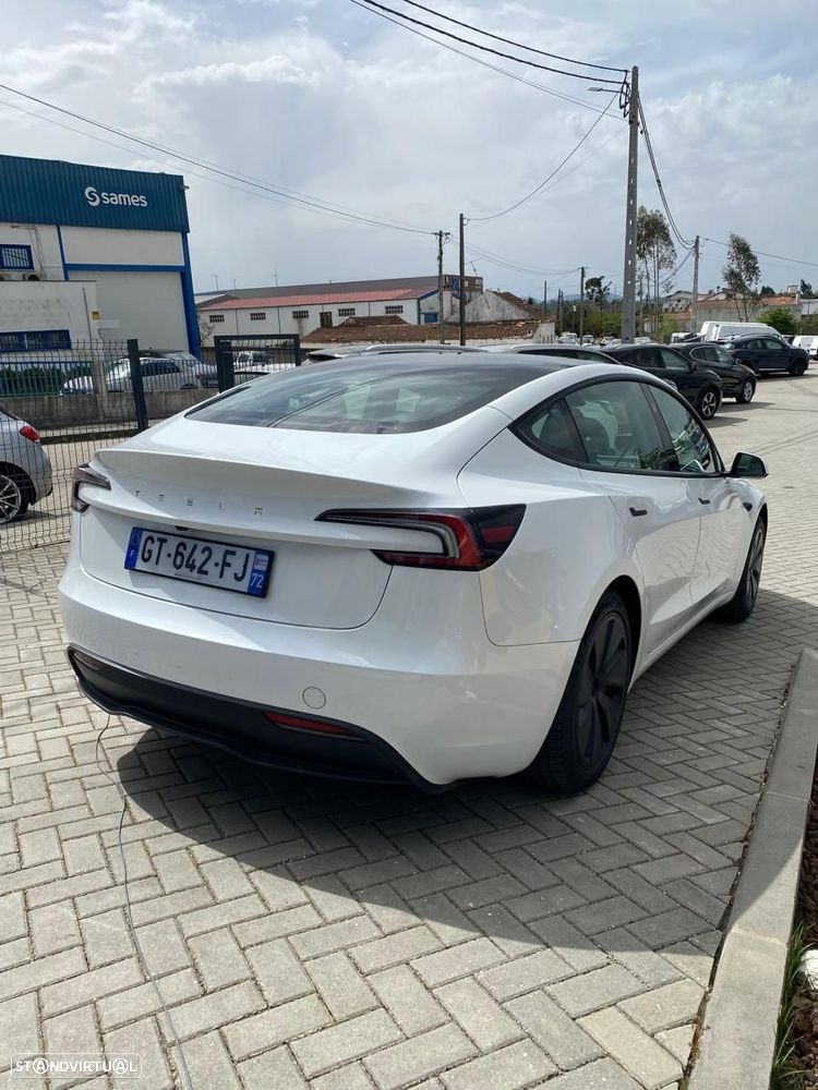 Tesla Model 3 Long Range Tração Traseira - 4