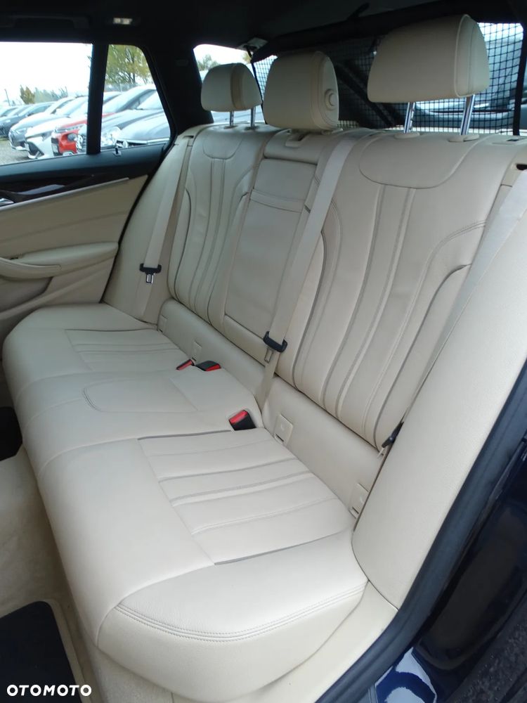 BMW Seria 5 530d xDrive M Sport sport - 25