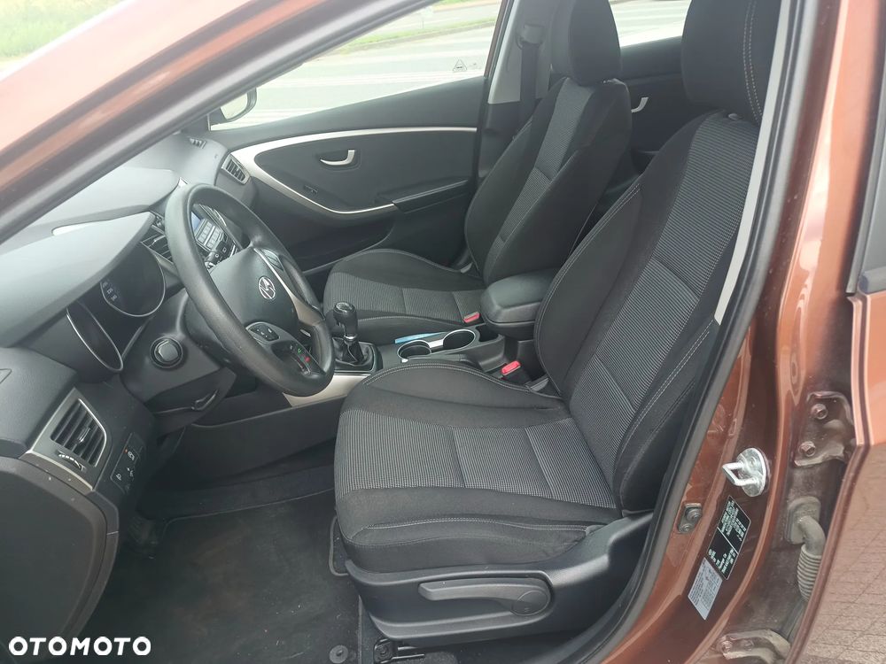 Hyundai i30 1.6 Style - 10
