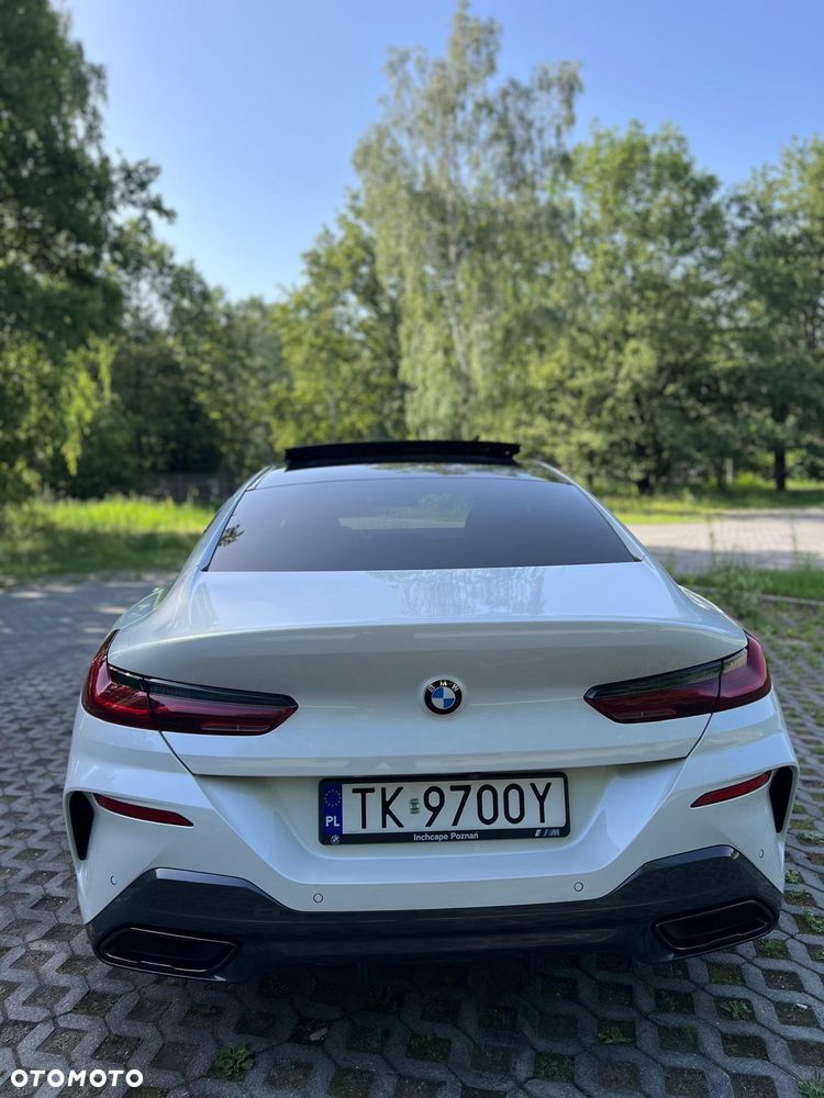 BMW Seria 8 - 37