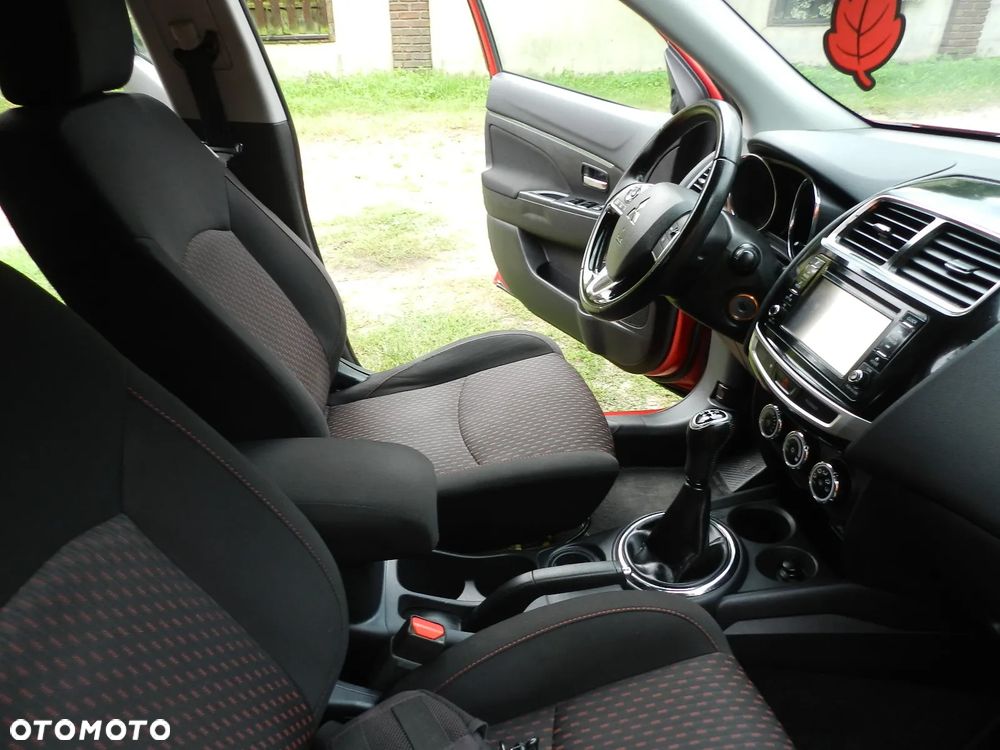 Mitsubishi ASX - 17