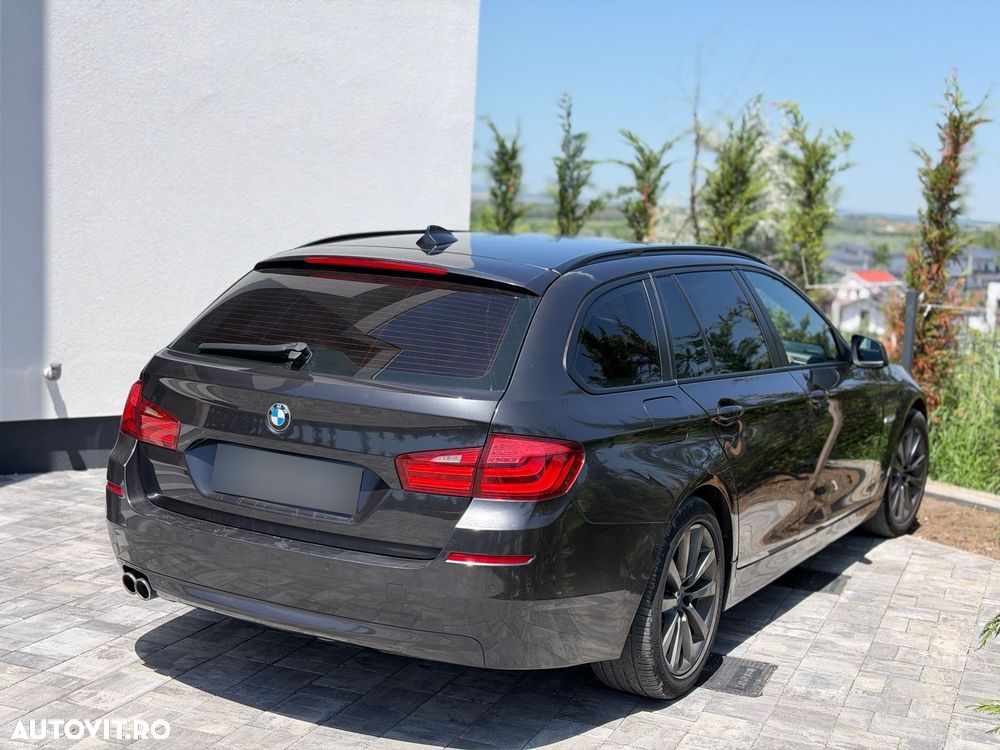 BMW Seria 5 525d Aut. - 12