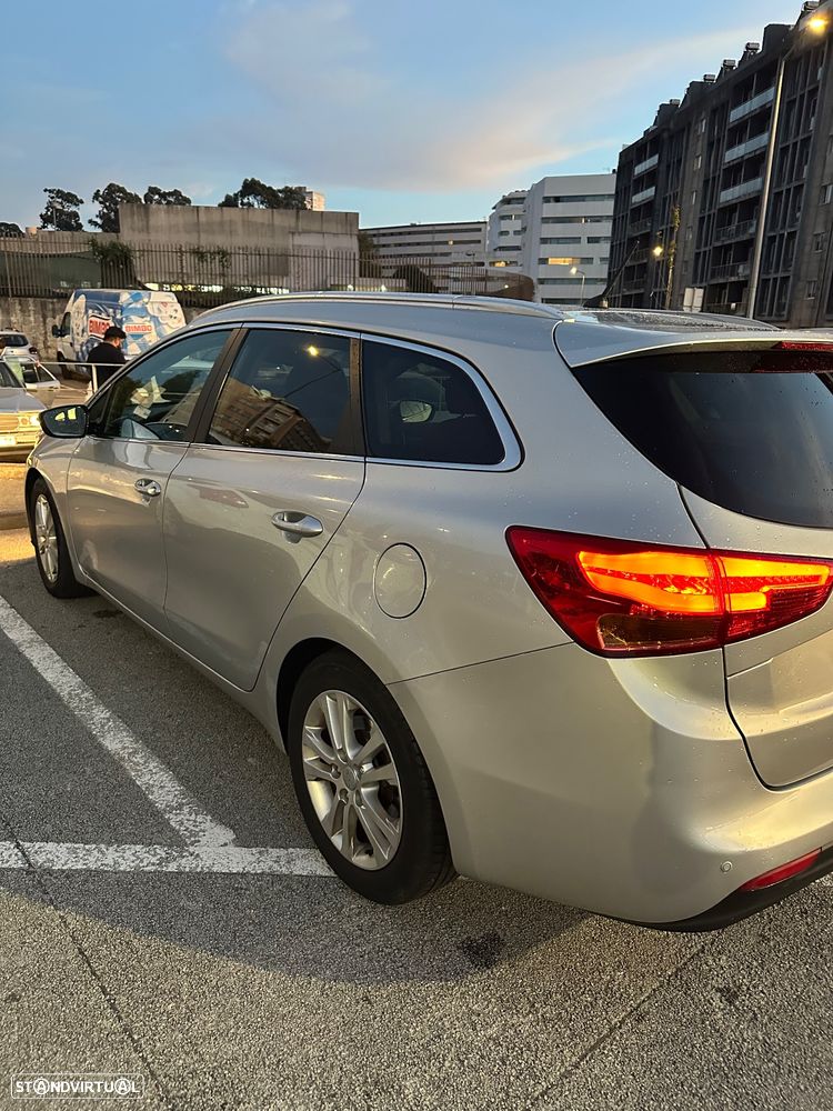 Kia Ceed SW 1.4 CRDi - 12