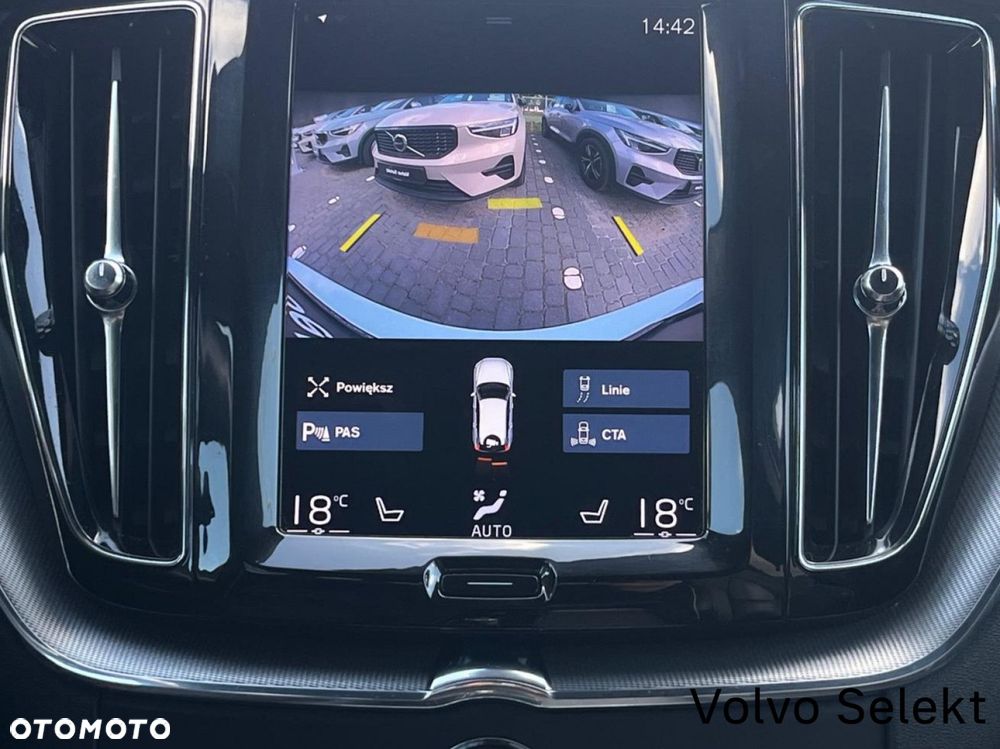 Volvo XC 60 - 22