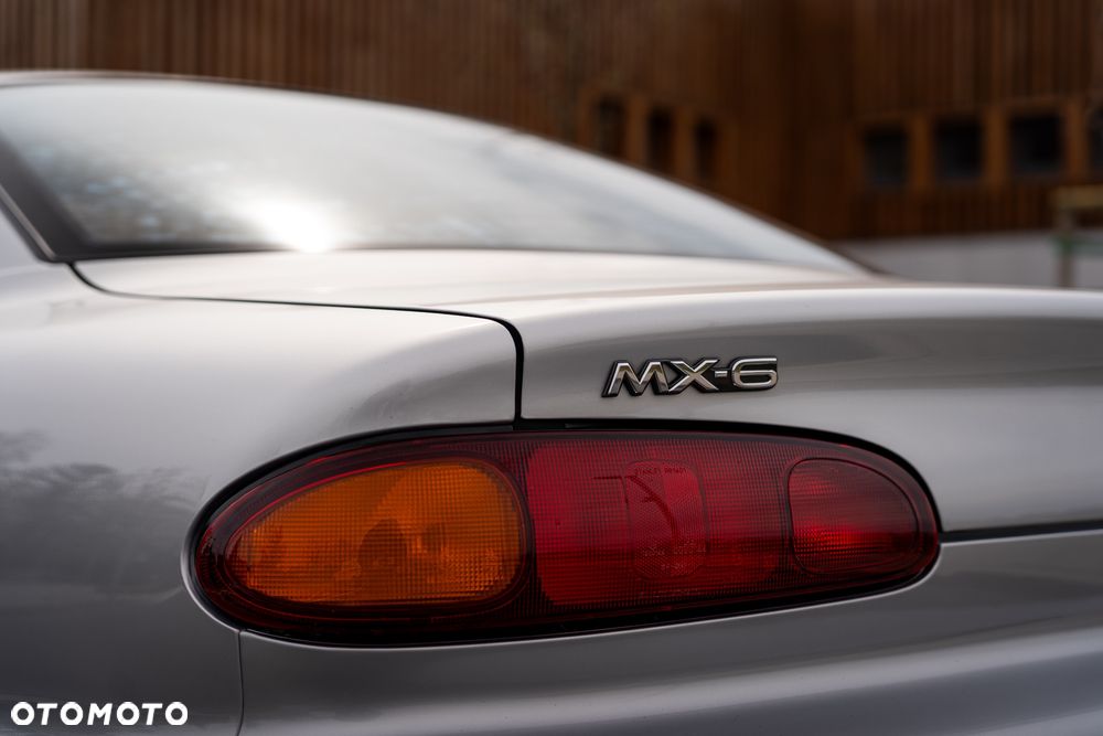 Mazda MX-6 2.0 - 14