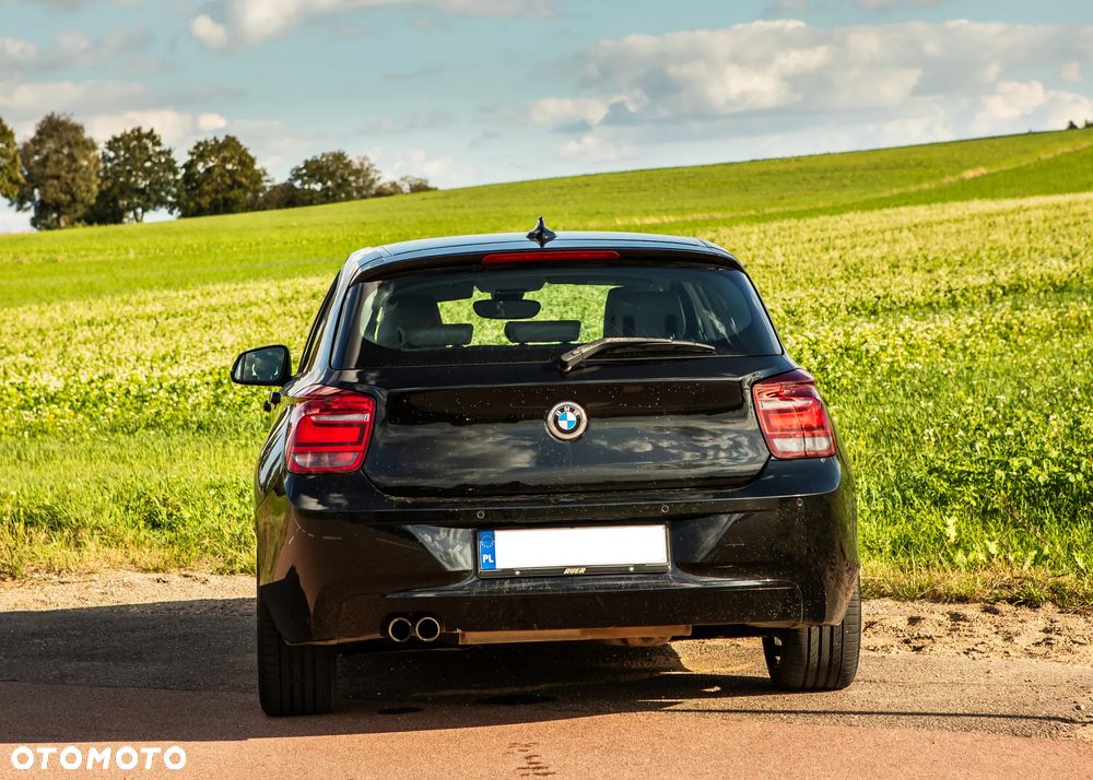 BMW Seria 1 125i Sport Line - 12