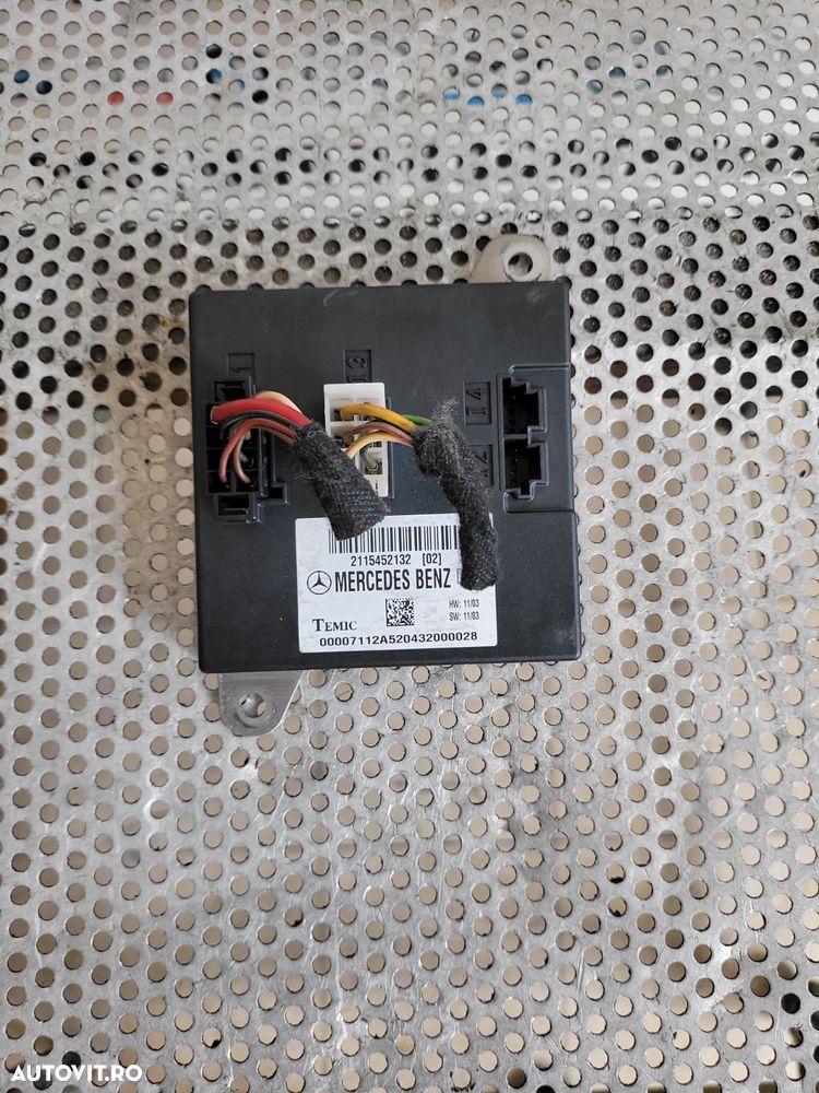 Calculator Modul ECU Cutie Automata Mercedes E Class W211 Cod A2115452132 Dezmembrez Mercedes E Class W211 2.7 Cdi Automat Cod Motor 612 Volan Stanga Xenon - 2