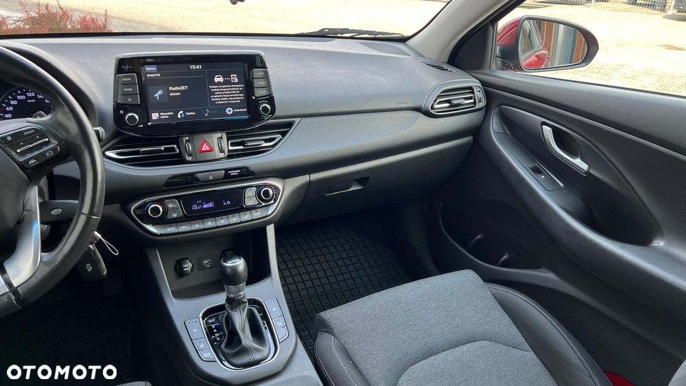 Hyundai i30 1.5 T-GDI 48V Premium DCT - 26