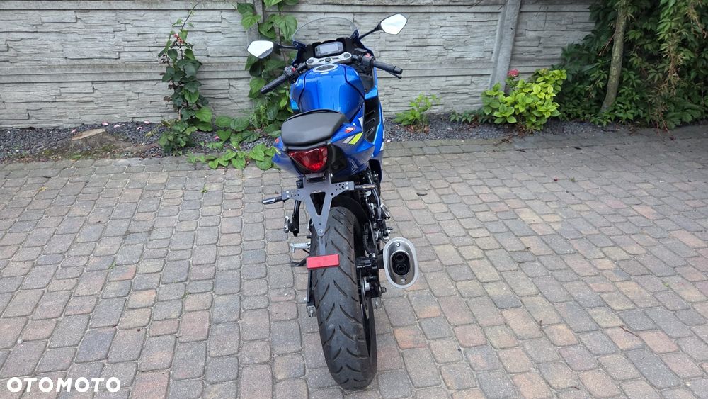 Suzuki GSX-R - 8