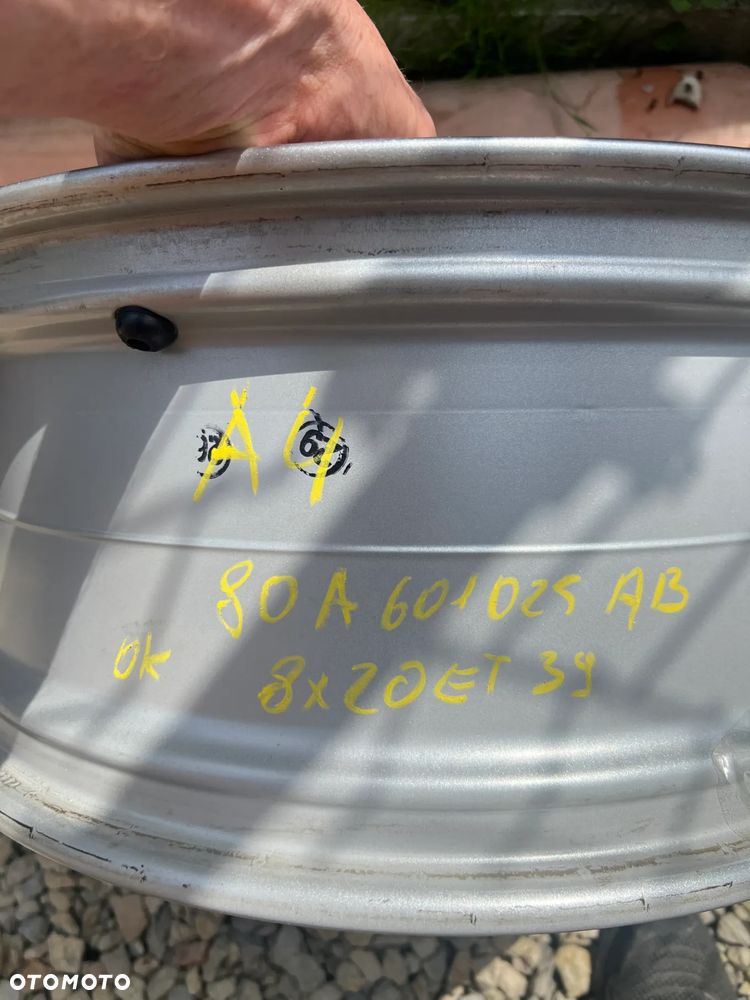 Felga Audi Q5 80a601025AB 8x20et39 - 3