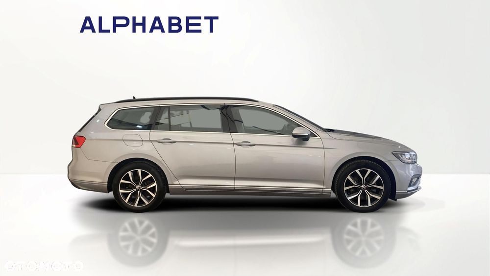 Volkswagen Passat - 6