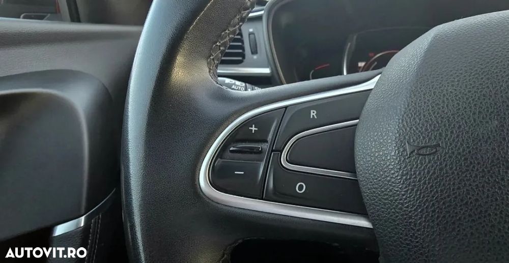 Renault Kadjar - 25
