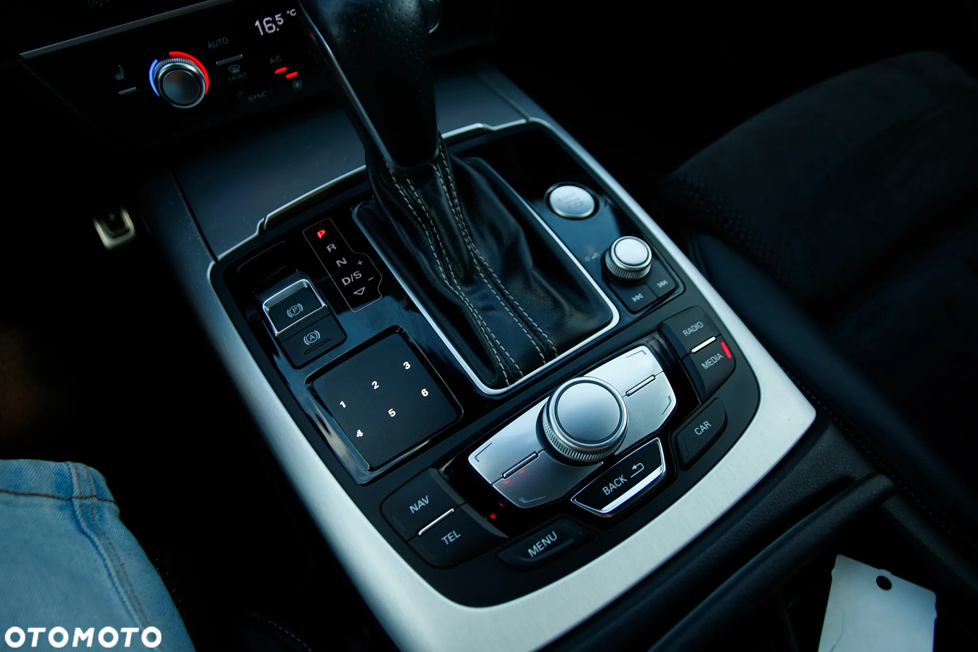 Audi A6 Avant 3.0 TDI Quattro S tronic - 29
