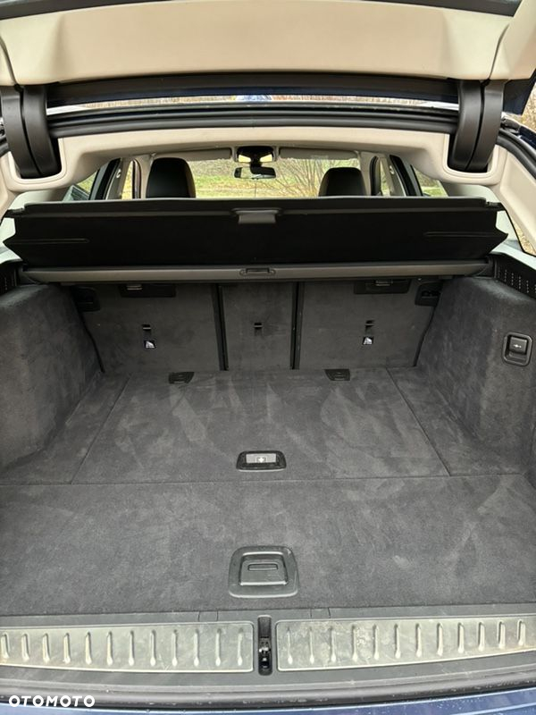BMW Seria 5 520d Touring Luxury Line - 10
