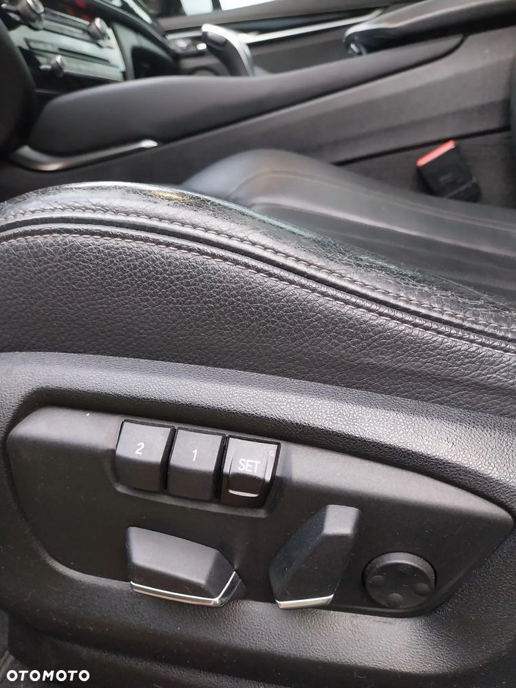 BMW X6 xDrive35i - 12