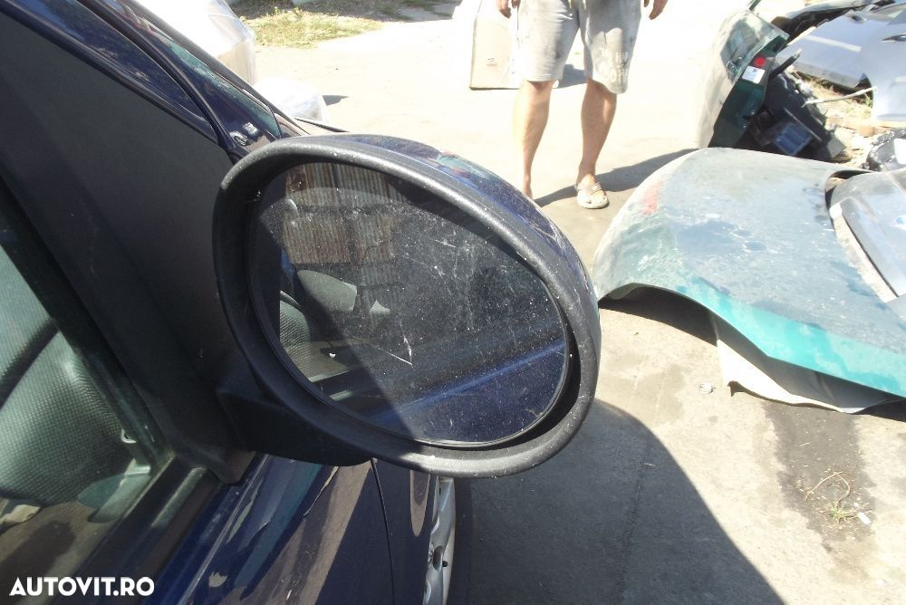 Oglinda Toyota Aygo 2006-2012 oglinda dreapta dezmembrez Toyota Aygo - 1