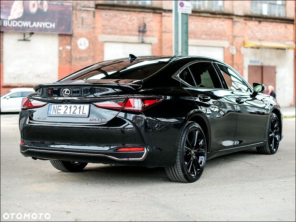 Lexus ES 300h F Sport - 7