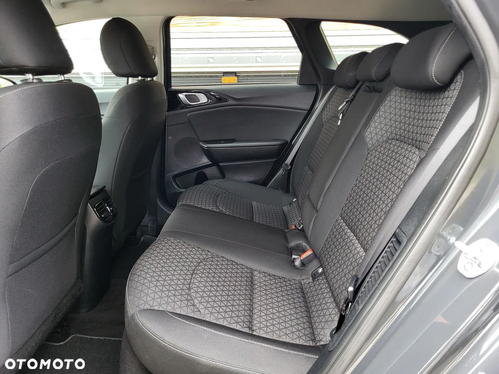Kia Ceed 1.6 GDI PHEV XL DCT - 25
