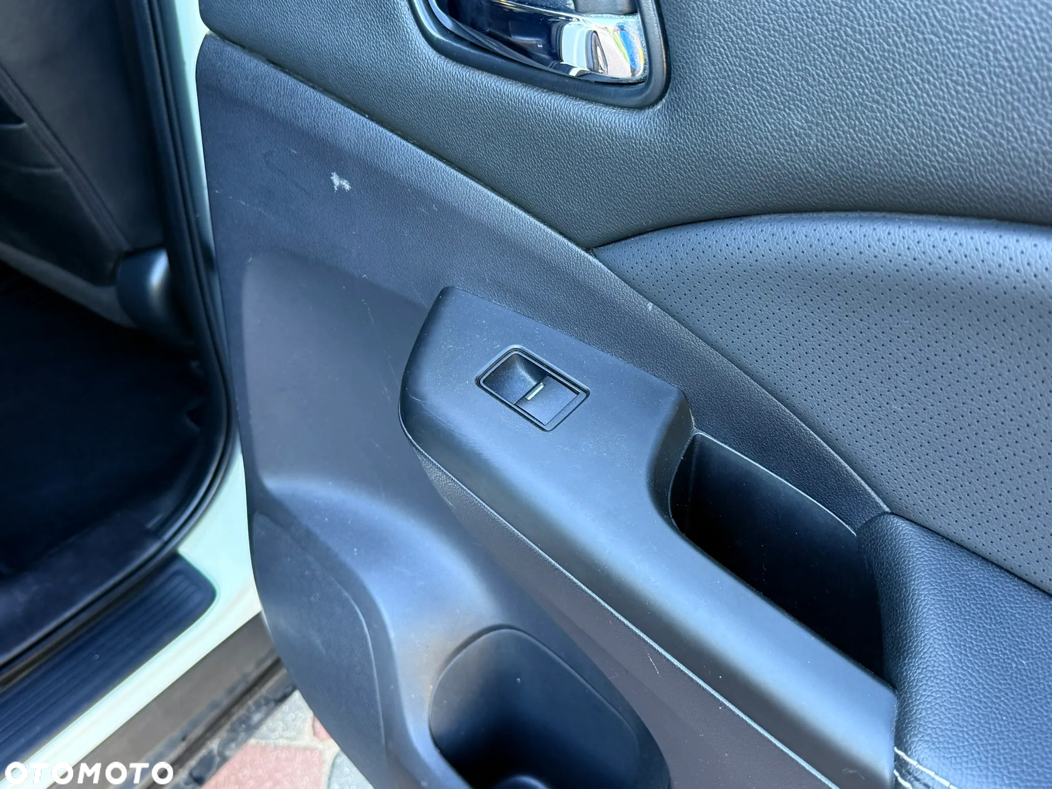 Honda CR-V 2.0i-VTEC 4WD Automatik Elegance - 20