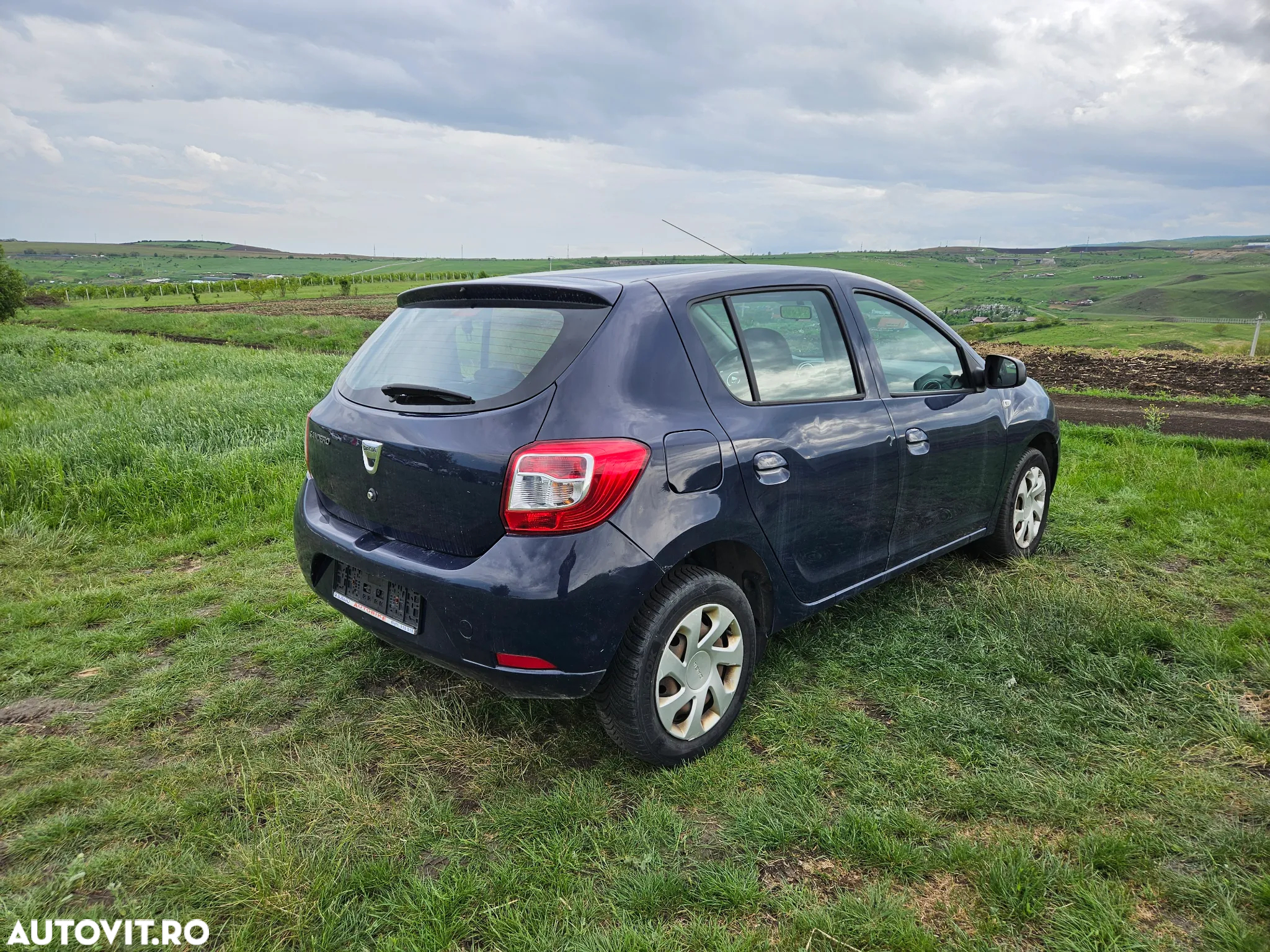 Dacia Sandero 1.2 16V 75 Ambiance - 4