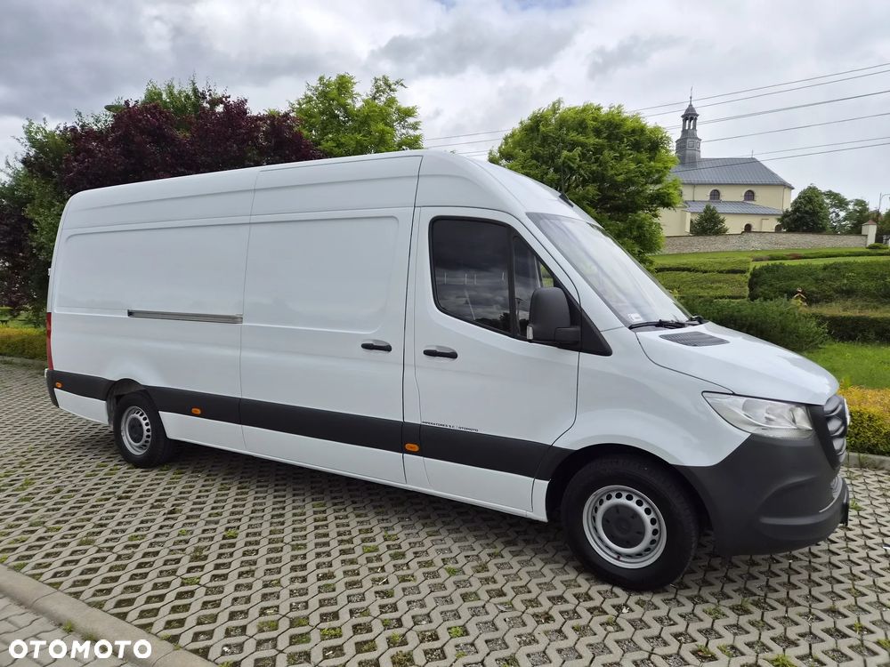 Mercedes-Benz Sprinter - 3