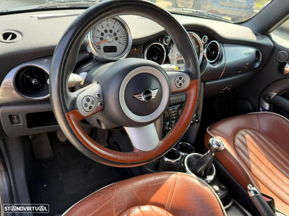 MINI Cabrio - 8