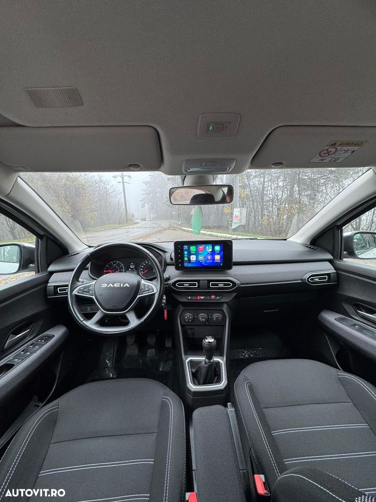 Dacia Logan TCe 90 Essential - 9