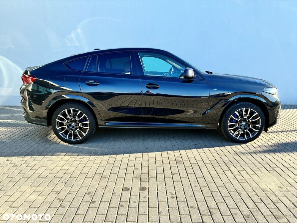 BMW X6M - 6