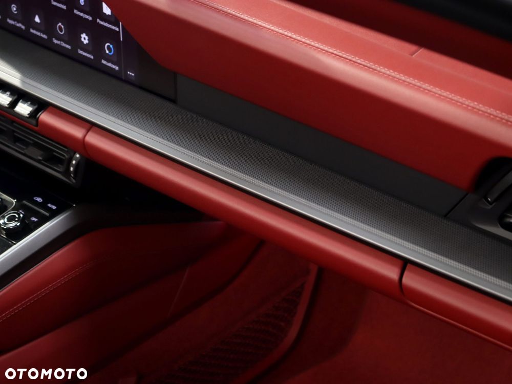 Porsche 911 Targa 4S - 27