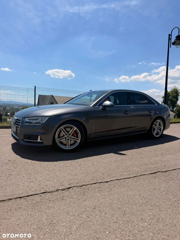 Audi S4 Limousine - 14