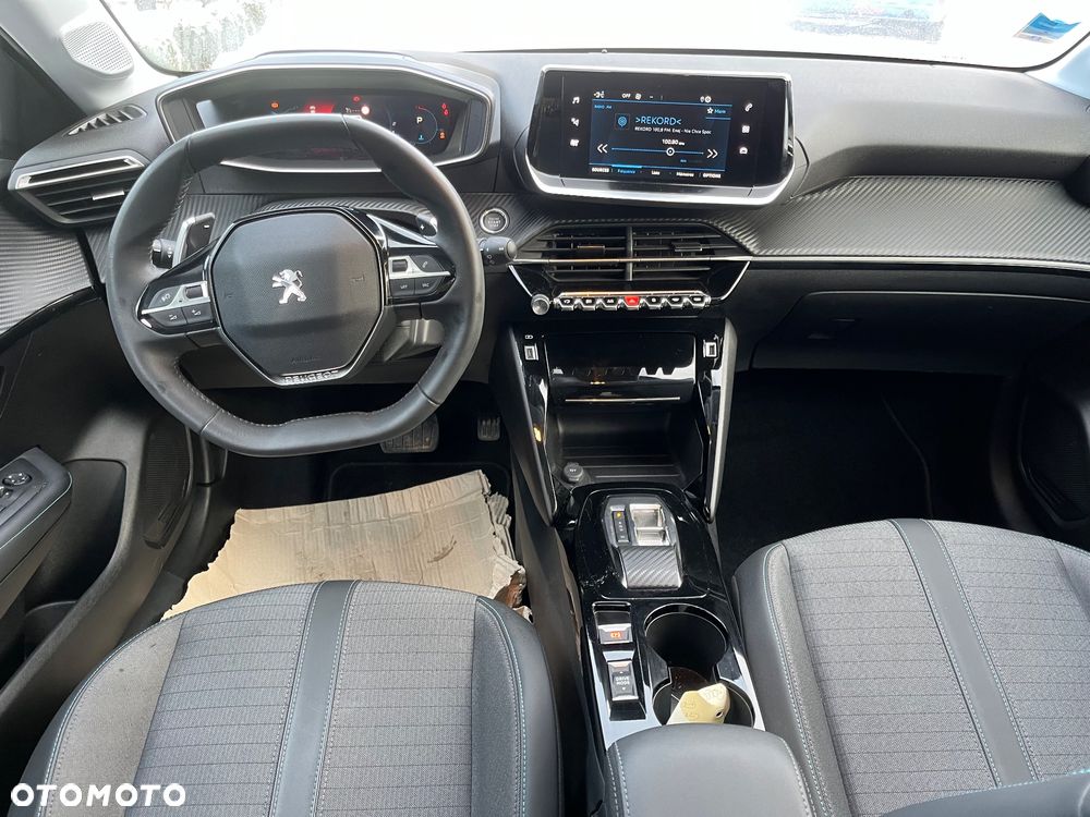 Peugeot 208 PureTech 100 EAT8 Allure - 7