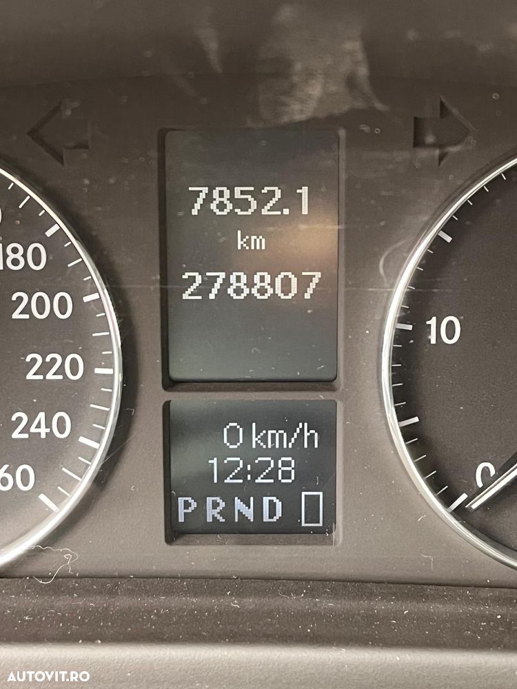 MERCEDES-BENZ C-Class 2004 — imagine 6