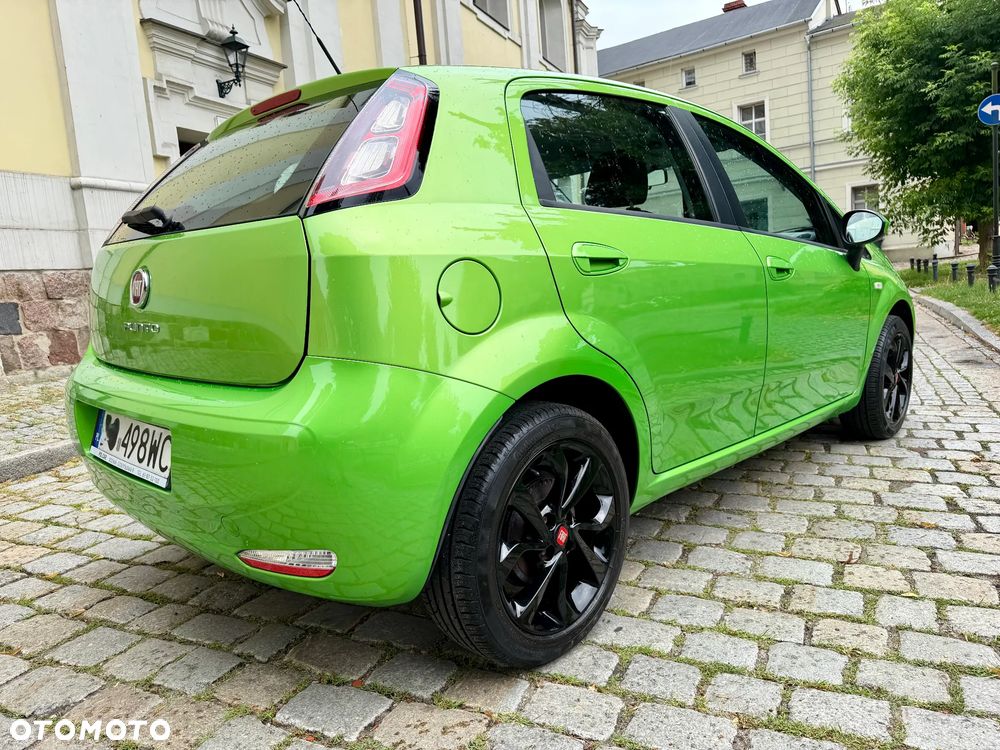 Fiat Punto 1.4 Young - 21