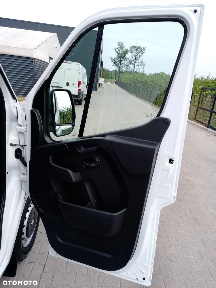 Opel Movano - 19
