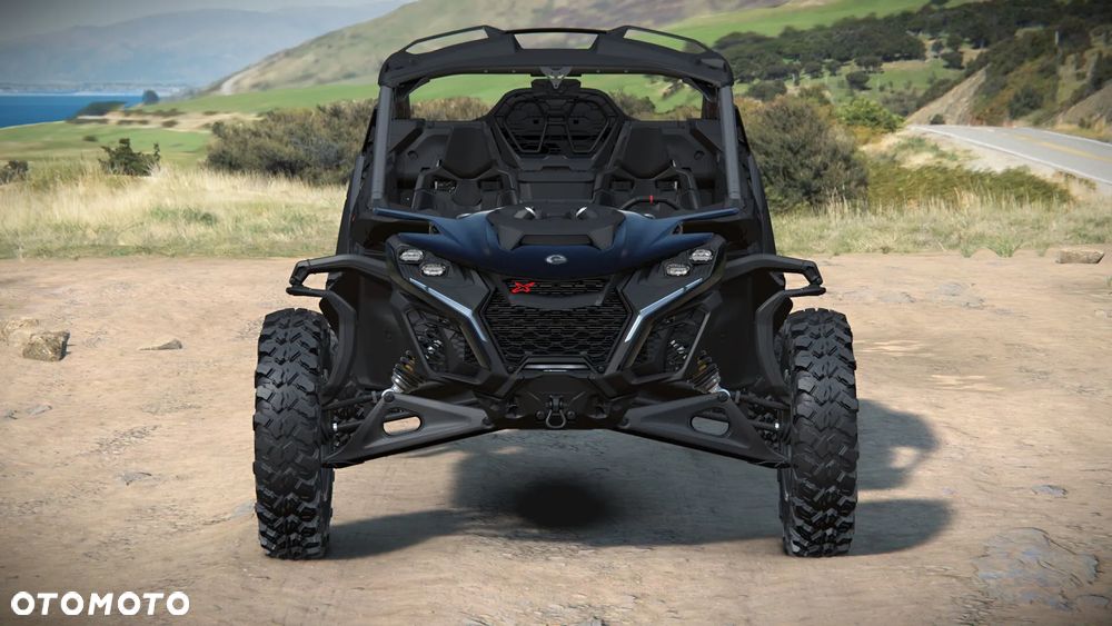 Can-Am Maverick - 7