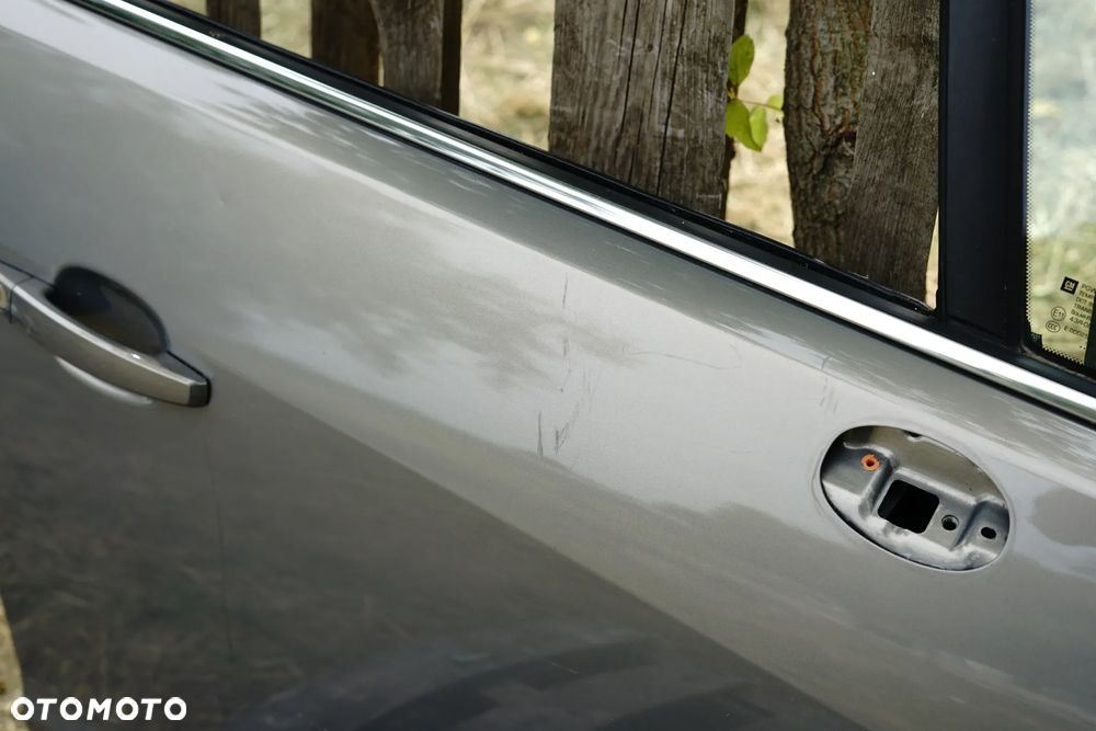 Drzwi przód przednie prawe Opel Meriva II B Z40W - 4
