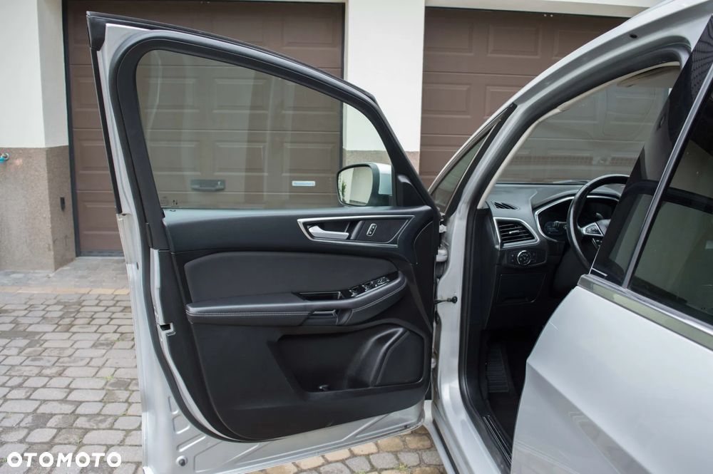 Ford S-Max 2.5 Duratec FHEV TITANIUM - 11