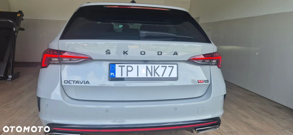 Skoda Octavia 2.0 TDI DSG 4x4 RS Plus - 6