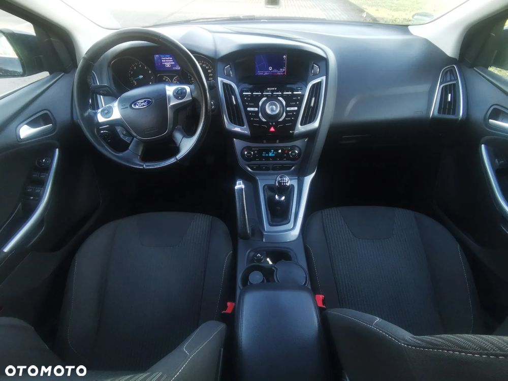 Ford Focus 1.6 EcoBoost Titanium - 8