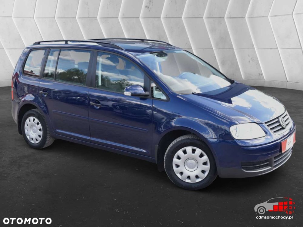 Volkswagen Touran - 4