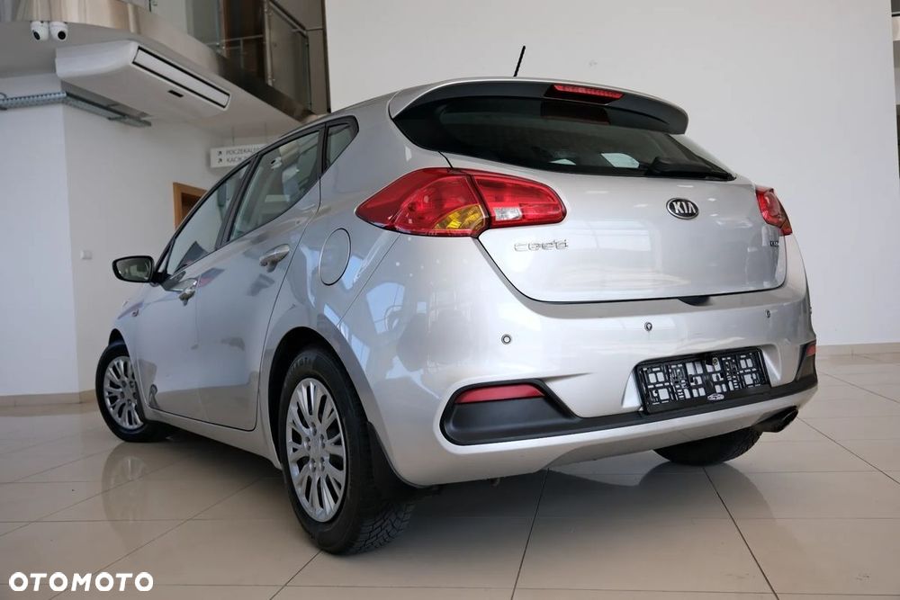 Kia Ceed 1.6 CRDi L - 16