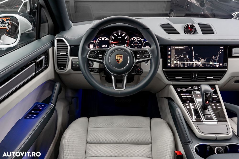 Porsche Cayenne Coupe Tiptronic S Platinum Edition - 8