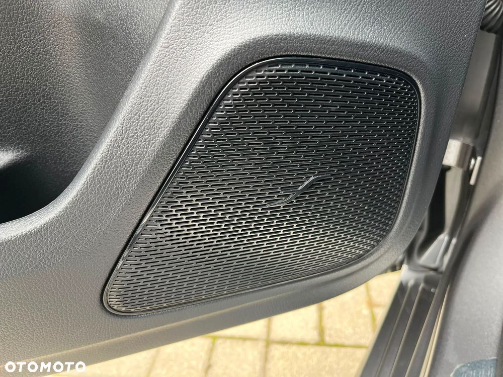 Mercedes-Benz Klasa A 220 4-Matic AMG Line 8G-DCT - 29