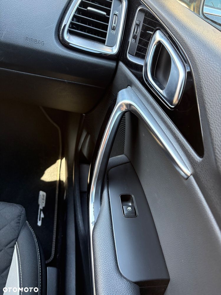 Kia ProCeed 1.4 T-GDI GT Line - 25