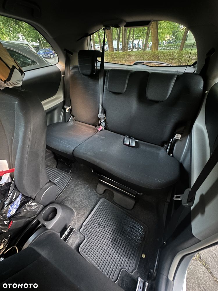 Toyota Yaris 1.3 Sol - 28