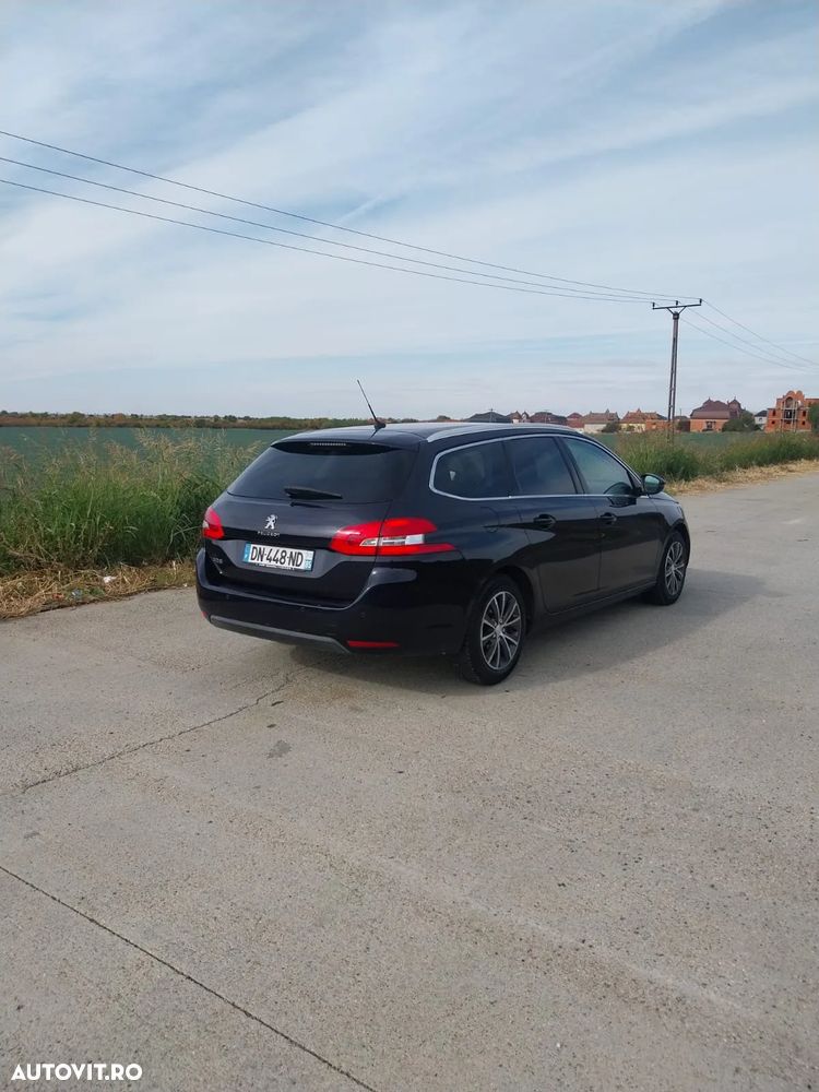 Peugeot 308 - 10