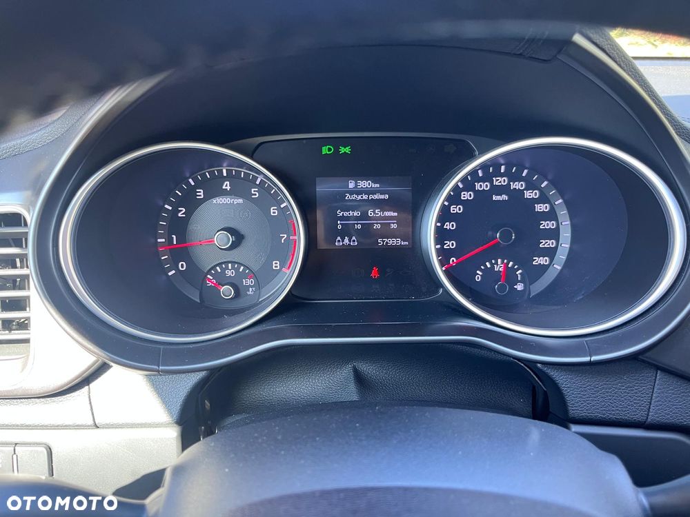 Kia XCeed 1.5 T-GDI M - 6