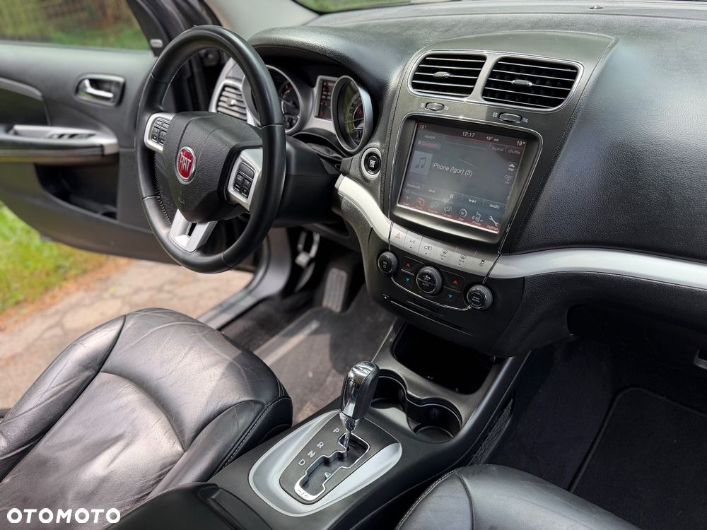 Fiat Freemont 2.0 Multijet Black Code AWD - 33