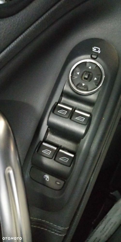 Ford S-Max - 14